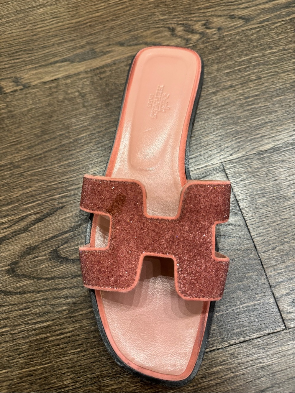 Hermes Pink Powder Crystal Oran Sandals - Picture 3 of 5